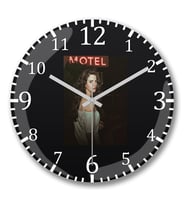 Lana Del Rey Duvar Saati Bombeli Gercek Cam