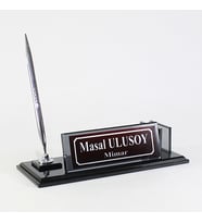 Kişiye Özel Tasarım Lüx Füme Cam Masaüstü İsimlik – Yönetici İsimlik - Ofis Masaüstü İsimlik – Meslek İsimlik