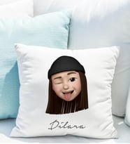 Emoji Kız Stiker Yastığı Kişiye Özel