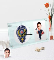 BK Gift Kişiye Özel Bay Polis Karikatürlü Masaüstü Cam Saat - 2 (Beyaz)