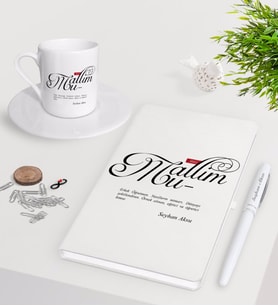 BK Gift Kişiye Özel Mânâ Muallim Beyaz Defter Kalem Türk Kahvesi Fincanı Seti-1 (Model 1)