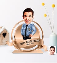 BK Gift Kişiye Özel Yılın En İyi Polisi Karikatürlü Ahşap Biblo Plaket - 1