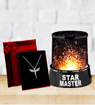 Star Master Gece Lambası & Gümüş Kaplama Melek Kolye Hediye Seti