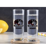 BK Gift Kişiye Özel Renkli Baskılı I Need Vodka Tasarımlı İkili Vodka Bardağı-1 (Beyaz)