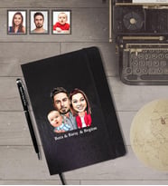 Kişiye Özel Aile Karikatürlü Siyah Defter Kalem Hediye Seti   Mod-1