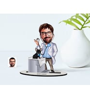 BK Gift Kişiye Özel Erkek Veteriner Hekim Karikatürlü Ahşap Biblo Model (Beyaz)