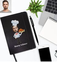 Kişiye Özel Aşçı Karikatürlü Siyah Defter Kalem Hediye Seti Bay-2