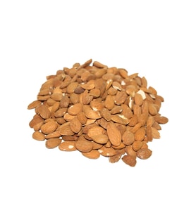 Yerli Ciğ Badem içi 1000 Gr
