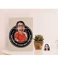 BK Gift Kişiye Özel Kadın Kolay Yetişmiyor Karikatürlü Otantik Masaüstü Ahşap Palet Çerçeve-3 (Beyaz)