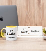 Erkek Kuaförü Sarı Kupa Bardak Ve Masa İsimliği Hediye Seti