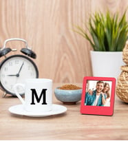 Baş Harfli Türk Kahvesi Fincanı ve Kırmızı Mini Fotoğraf Çerçevesi