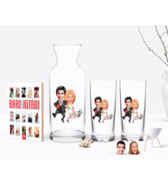 BK Gift Kişiye Özel Renkli Baskılı Sevgililer Karikatürlü İkili Rakı Bardağı Karaf ve Cep Kitabı Hediye Seti-15 (Model 1)