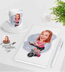 BK Gift Kişiye Özel Bayan Sporcu Karikatürlü Beyaz Defter Kalem Türk Kahvesi Fincanı Seti-1 (Model 1)