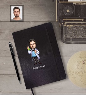 Kişiye Özel Kimyager Karikatürlü Siyah Defter Kalem Hediye Seti   Bay-1