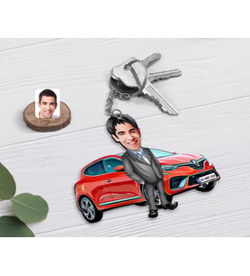 BK Gift Kişiye Özel Erkek Renault Clio 5 Figürlü Plakalı Ahşap Karikatür Anahtarlık-1