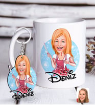 BK Gift Kişiye Özel Kadın Aşçı Karikatürlü Beyaz Kupa ve Anahtarlık Hediye Seti-1 (Model 1)