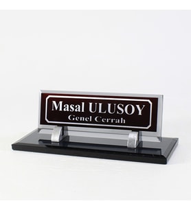 Yönetici İsimlik - Kişiye Özel Tasarım Premium Cam Masaüstü İsimlik – Ofis Masaüstü İsimlik – Masalık