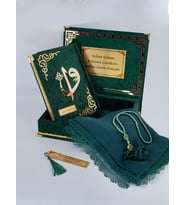 Hediye Kuranı Kerim Seti Kadife Kutulu Yeşil (Model 1)