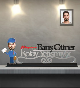 Kişiye Özel Postacı Karikatürlü Kolay Yetişmiyor Ahşap Biblo Bay-1
