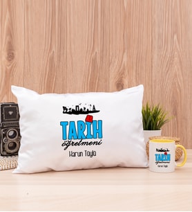 Tarih Öğretmeni Dikdörtgen Yastık ve Sarı Kupa Bardak