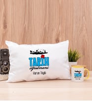Tarih Öğretmeni Dikdörtgen Yastık ve Sarı Kupa Bardak