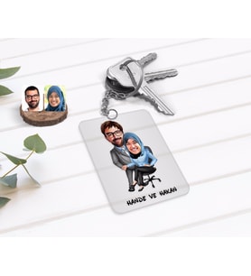 BK Gift Kişiye Özel Sevgililer Karikatürlü Şeffaf Pleksi Anahtarlık-59 (Beyaz)
