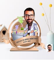 BK Gift Kişiye Özel Yılın En İyi Bay Kimya Mühendisi Karikatürlü 3D Ahşap Plaket - 1