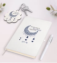 BK Gift Kişiye Özel Din Kültürü Ve Ahlak Bilgisi Öğretmeni Beyaz Defter Kalem Ve Anahtarlık Hediye Seti-6 (Model 1)