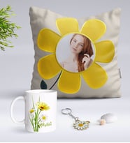 BK Gift Kişiye Özel Fotoğraflı Papatya Yastık Kupa ve Gold Papatya Anahtarlık-11 (Model 1)