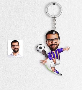BK Gift Kişiye Özel Futbolcu Sarı Lacivert Karikatür Anahtarlık  1