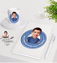 BK Gift Kişiye Özel Erkek Kolay Yetişmiyor Karikatürlü Beyaz Defter Kalem Türk Kahvesi Fincanı Seti-3 (Model 1)