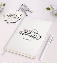 BK Gift Kişiye Özel Paramedik Beyaz Defter Kalem ve Anahtarlık Hediye Seti-1 (Model 1)
