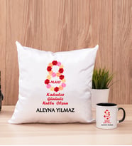 Kadınlar Günü Hediyesi  Kare Yastık ve Siyah Kupa Bardak