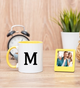 Baş Harfli Sarı Kupa Bardak ve Sarı Mini Fotoğraf Çerçevesi