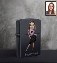 Kişiye Özel Bayan Karikatürlü UV Baskılı Siyah Benzinli Çakmak Model-1