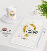 BK Gift Kişiye Özel Coğrafya Öğretmeni Beyaz Defter Kalem Türk Kahvesi Fincanı Seti-3 (Model 1)