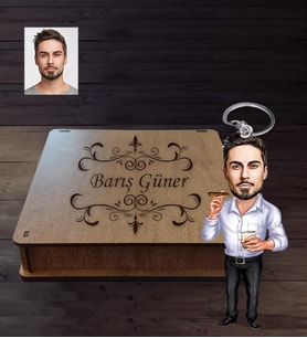 Kişiye Özel Erkek Karikatürlü Ahşap Anahtarlık Kutulu  Bay-13