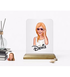 BK Gift Kişiye Özel Kadın Karikatürlü Ahşap Standlı Çerçeve-18 (Beyaz)