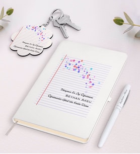 BK Gift Kişiye Özel Dünyanın En İyi Öğretmeni Beyaz Defter Kalem Ve Anahtarlık Hediye Seti-28 (Model 1)