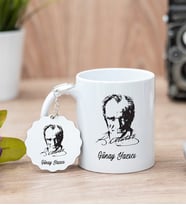 Atatürk Siluetli Beyaz Kupa Bardak Ve Anahtarlık Set