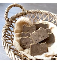 ARDIÇ KATRANLI DOĞAL ZEYTİNYAĞLI EL YAPIMI NATURAL SABUN