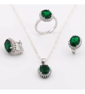 925 Ayar Gümüş Yeşil  Zirkon Taşlı Yuvarlak model Bayan Set