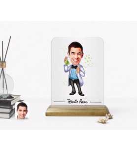 BK Gift Kişiye Özel Erkek Kimya Öğretmeni Karikatürlü Ahşap Standlı Çerçeve-3 (Beyaz)