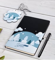 BK Gift Kişiye Özel İsimli Yılbaşı Mutlu Yıllar Siyah Defter Kalem ve Anahtarlık Hediye Seti-22 (Model 1)