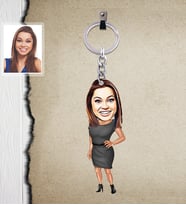 Kişiye Özel Öğretmen Karikatürlü  Ahşap Anahtarlık Bayan-9