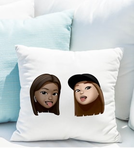 Emoji Kız Arkadaş Stiker Yastığı
