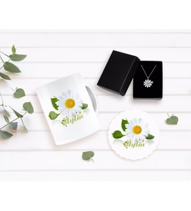 BK Gift Kişiye Özel Papatya Temalı Kupa Bardak Altlığı ve İsimli Silver Papatya Kolye Seti-4 (Model 1)
