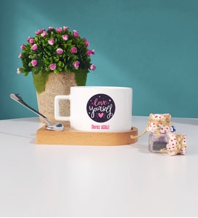 Love Yourself Tasarımlı Kişiye Özel Hediye Ahşap Altlıklı Fincan