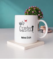 Gazeteci Tasarımlı Kişiye Özel Hediye Gazeteci Kupa Bardak ve Taş Bardak Altlığı Hediye Seti