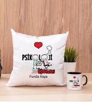 Psikoloji Öğretmeni Kare Yastık ve Siyah Kupa Bardak